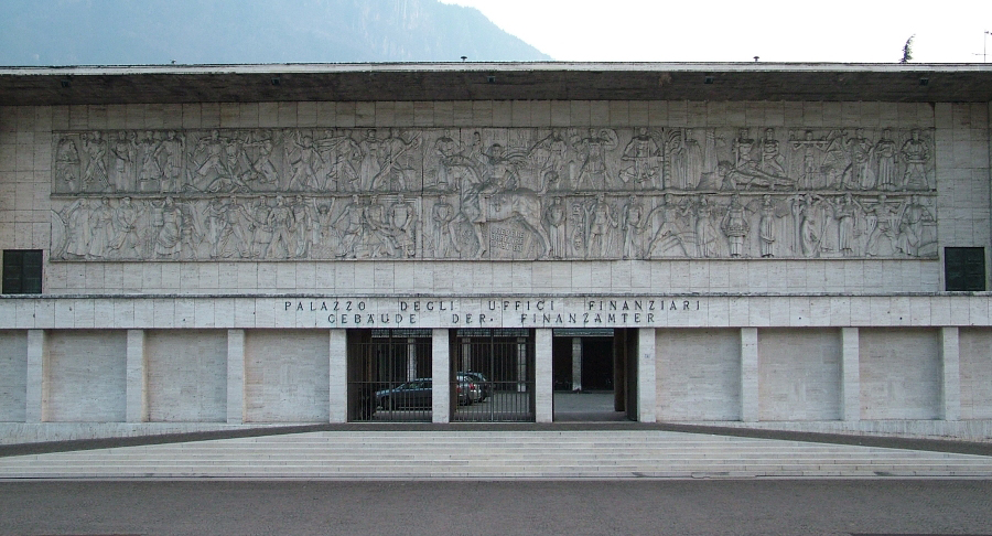 Das staatliche Finanzamt in Bozen
