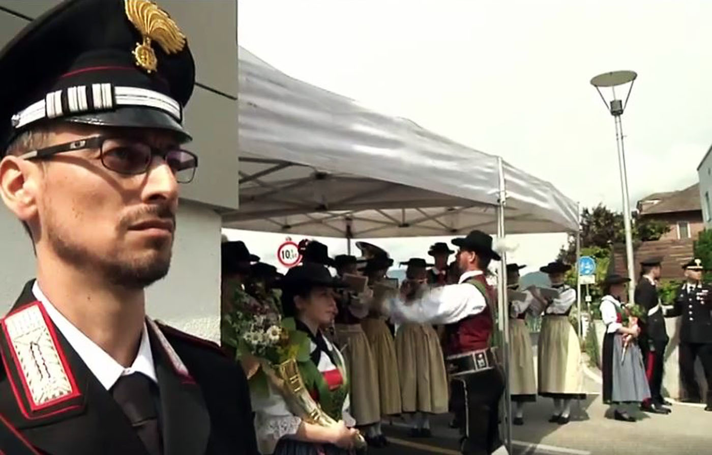 “Wir sind bereit zum Tod, Italien hat gerufen!”