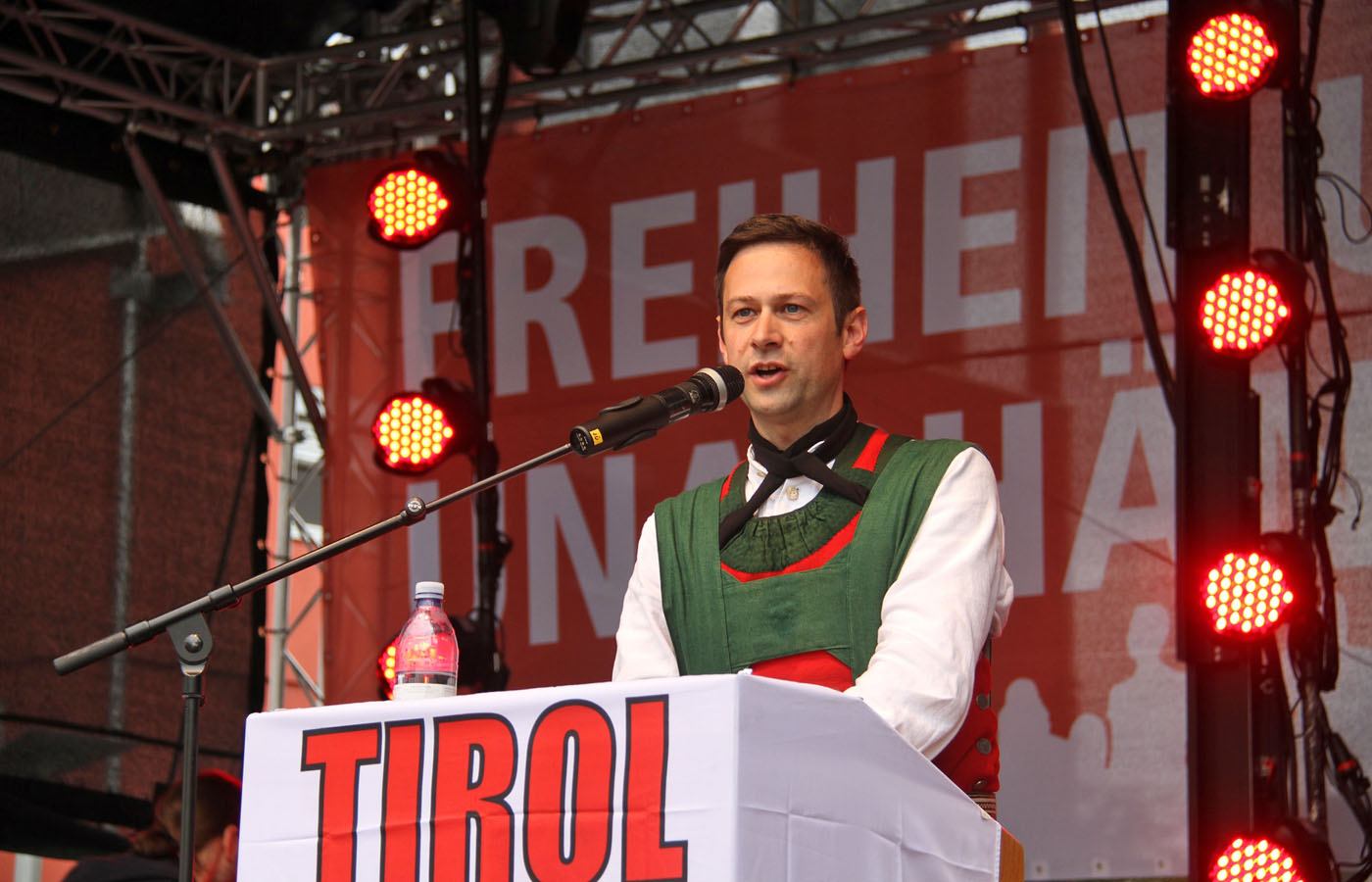 Alles für Tirol