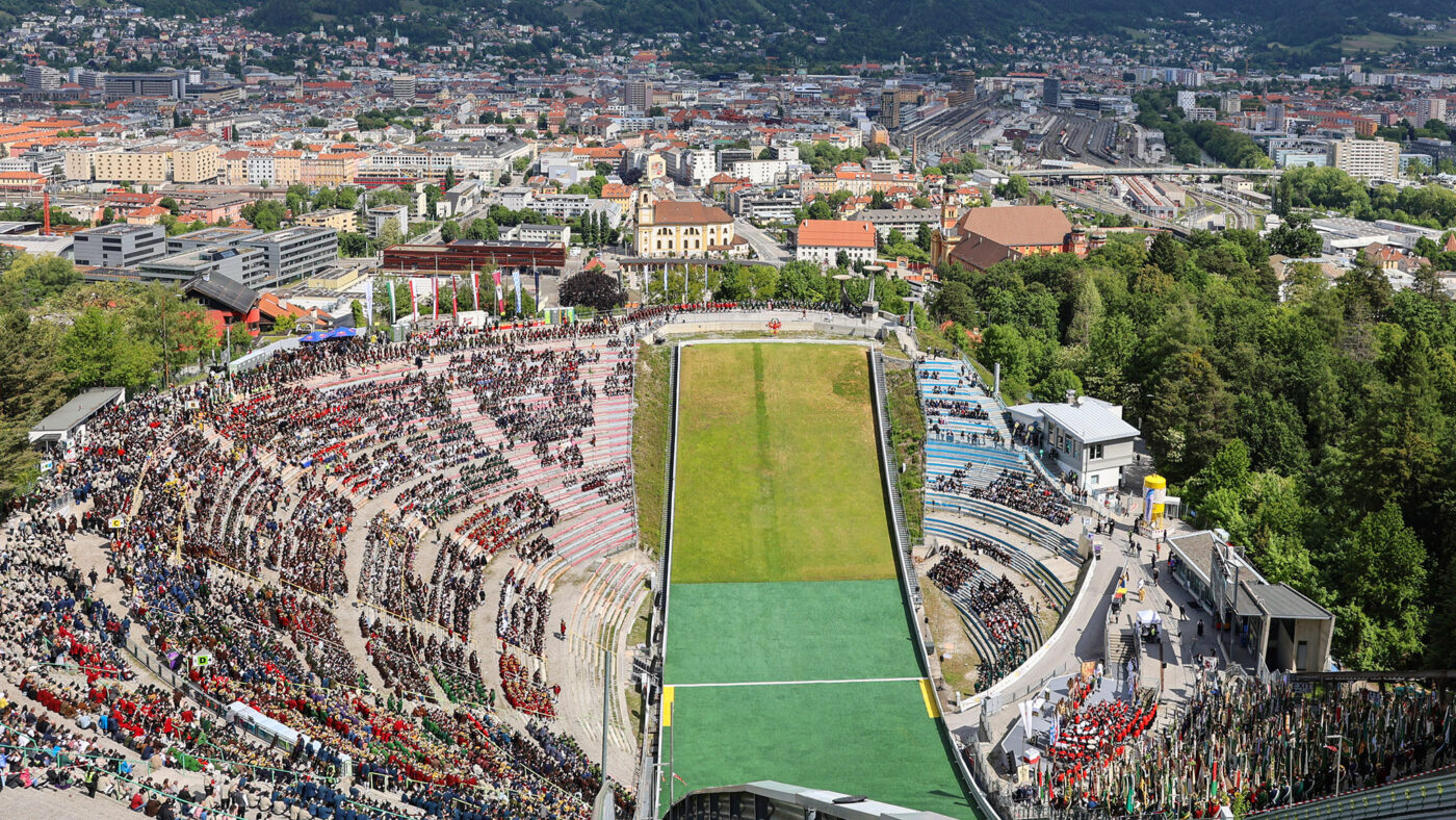 Alpenregionstreffen: Innsbruck fest in Schützenhand